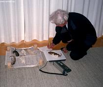 the rats are weighed / de ratten worden gewogen the rats are weighed / de ratten worden gewogen